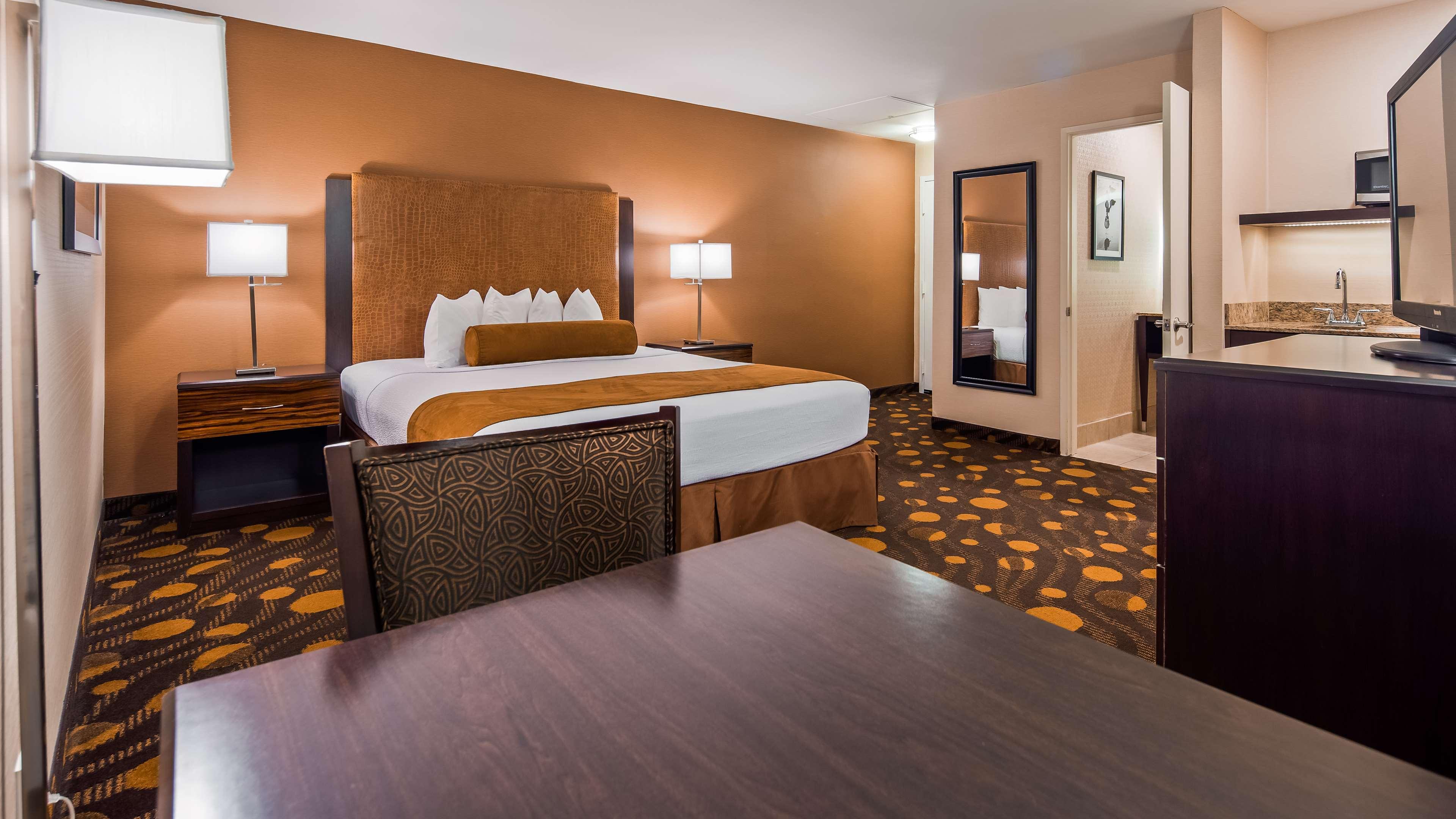 Best Western Plus Suites Hotel Coronado Island Extérieur photo