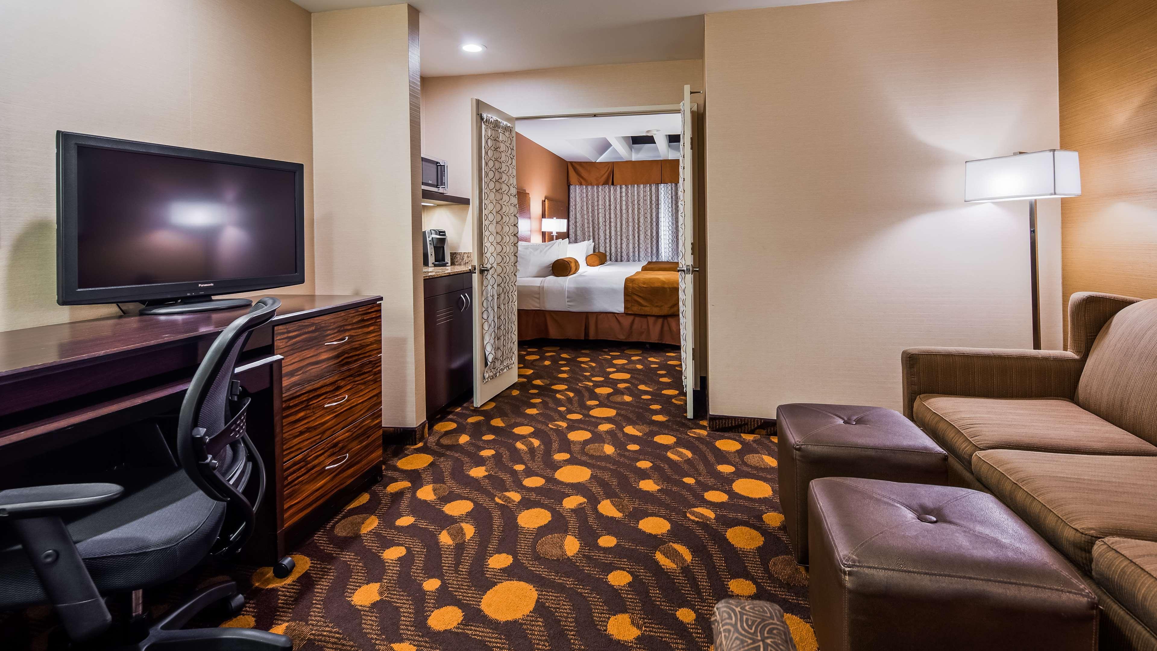 Best Western Plus Suites Hotel Coronado Island Extérieur photo