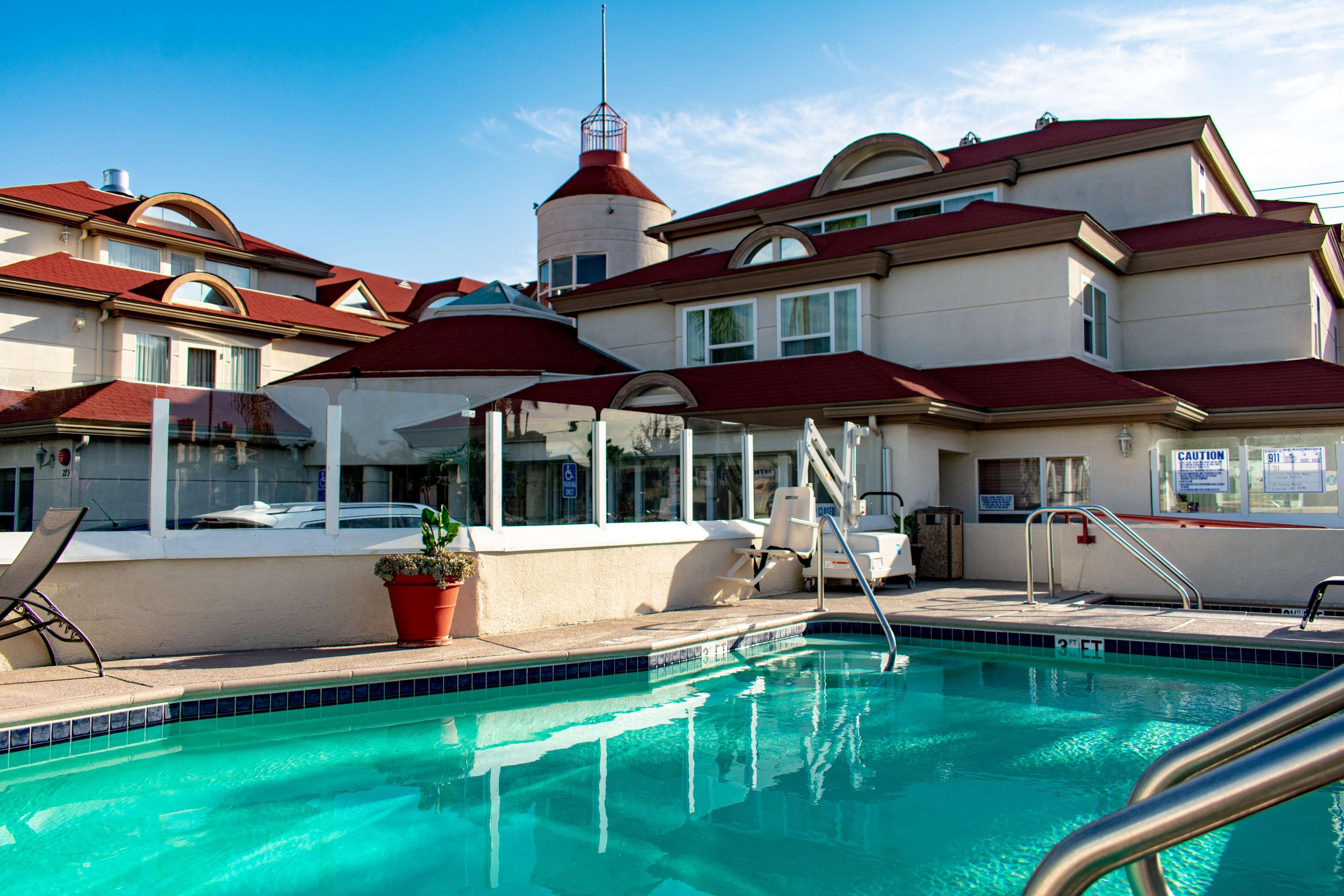 Best Western Plus Suites Hotel Coronado Island Extérieur photo