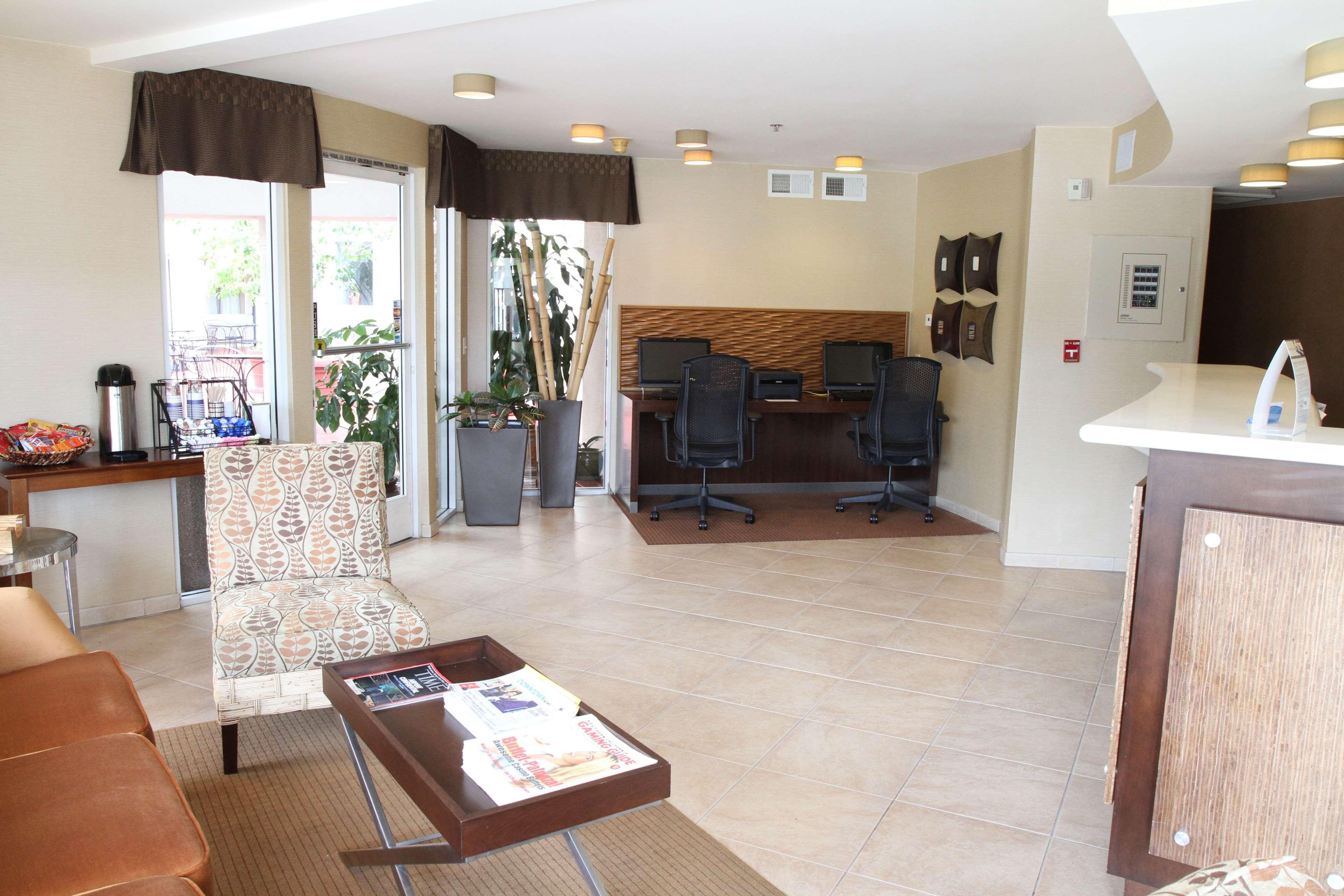 Best Western Plus Suites Hotel Coronado Island Extérieur photo