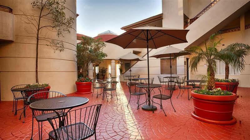 Best Western Plus Suites Hotel Coronado Island Extérieur photo