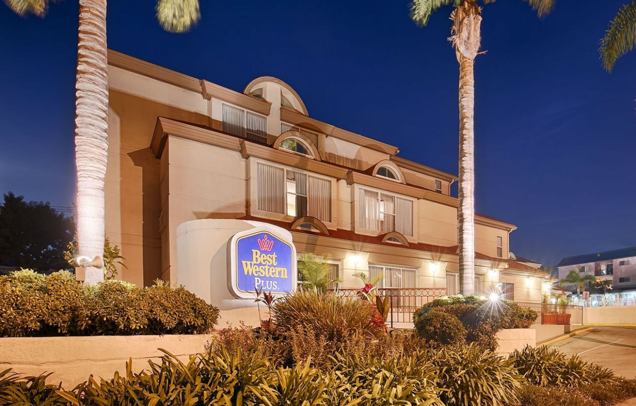 Best Western Plus Suites Hotel Coronado Island Extérieur photo